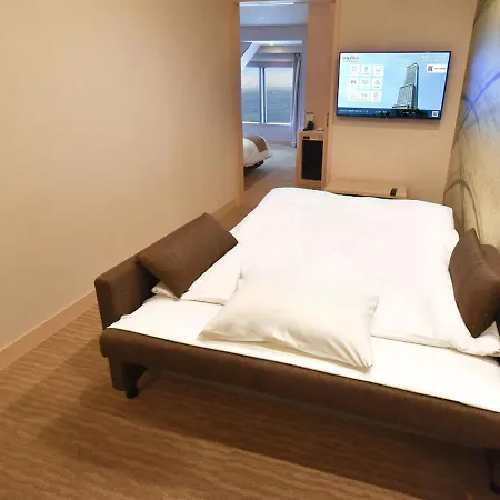 Odysis Suites Osaka Airport Hotel Izumisano Exterior photo